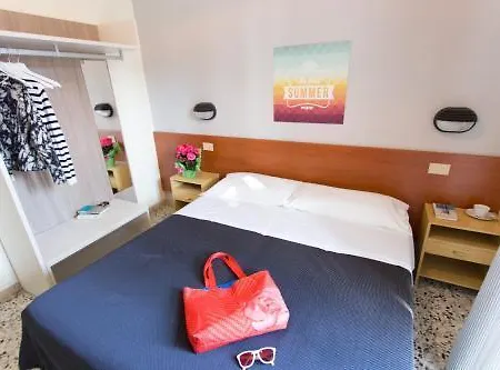 Byron Solo Per Giovani Hotel