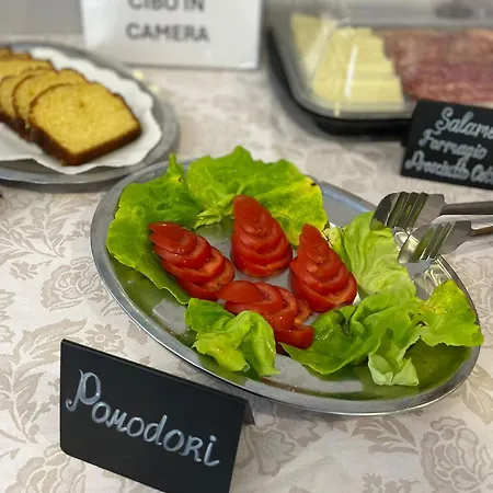 Hotel Byron Solo Per Giovani 2*