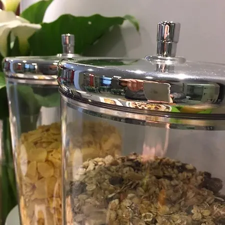 Hotel Byron Solo Per Giovani