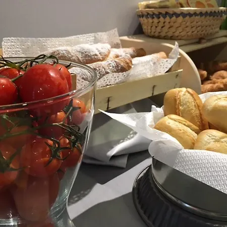 Hotel Byron Solo Per Giovani 2*