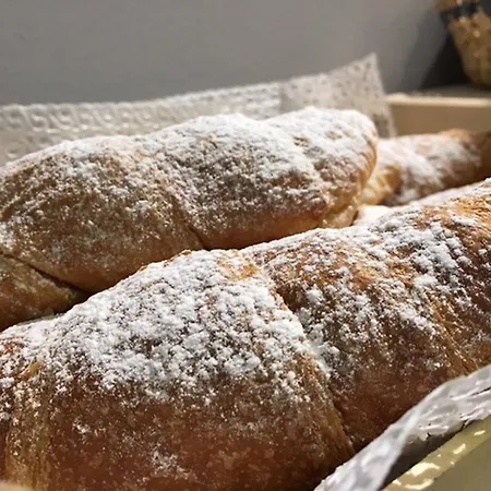 Hotel Byron Solo Per Giovani Riccione