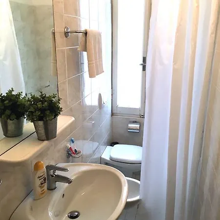 Byron Solo Per Giovani 2*