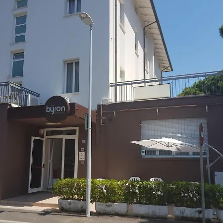 Byron Solo Per Giovani Riccione