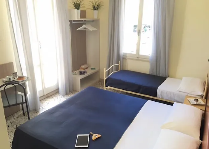 Byron Solo Per Giovani 2* Riccione