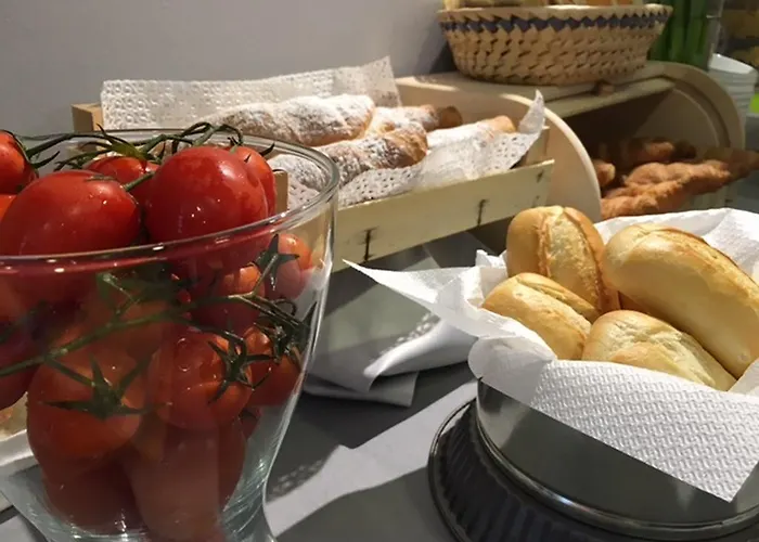 Hotel Byron Solo Per Giovani 2*