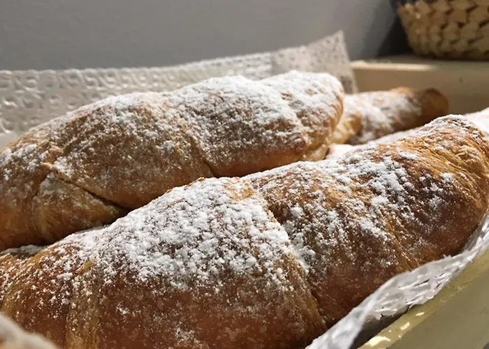 מלון Byron Solo Per Giovani ריצ'יונה